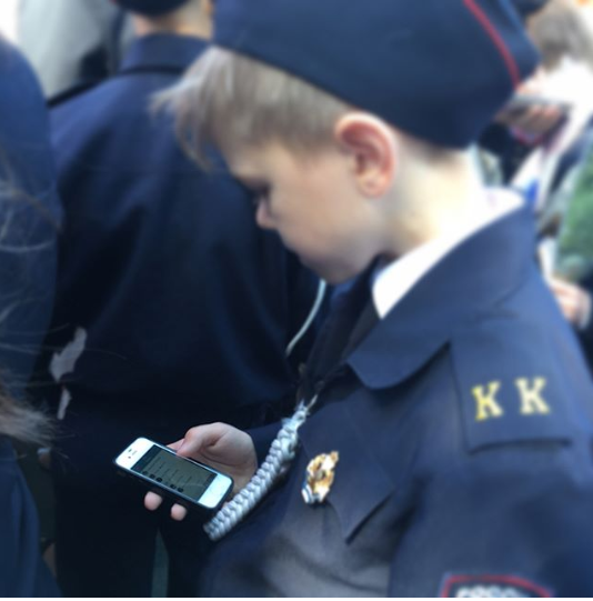 Психологи предупреждают: последствия от смартфонов в руках у детей гораздо хуже, чем вы думаете