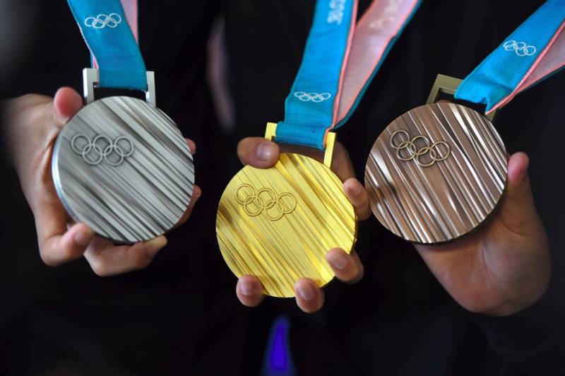 Японцы сделают медали для Олимпиады 2020 из старых гаджетов