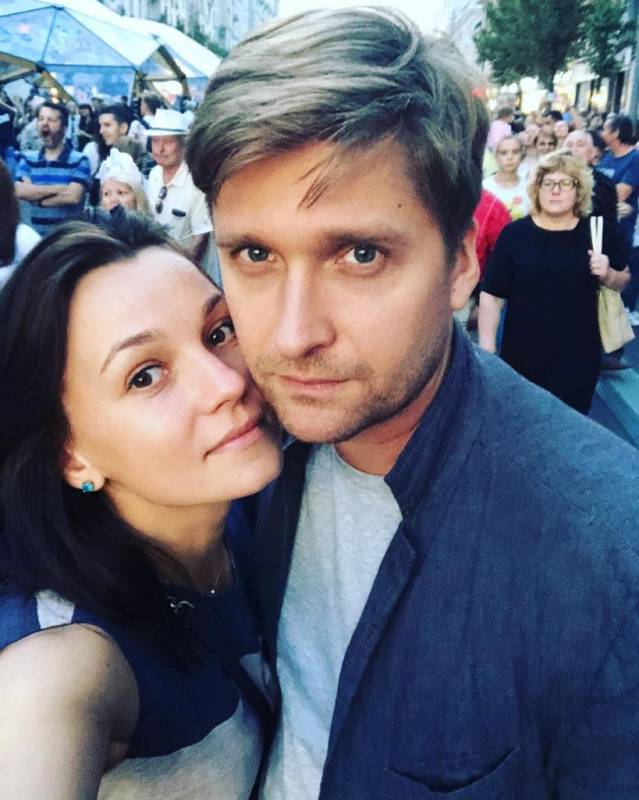 Вот как выглядят жены самых красивых российских актеров