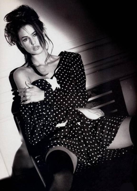 Эти фото доказывают почему Моника Белуччи самая знойная и красивая женщина современности
