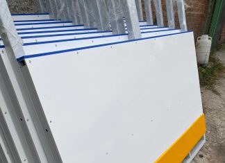 Почему хоккейные борта из стеклопластика от компании ПолиМаф лучший вариант? Почему хоккейные борта из стеклопластика от компании ПолиМаф лучший вариант?