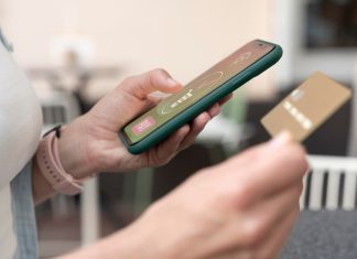 Сравнение виртуальных и обычных кредитных карт: что выбрать