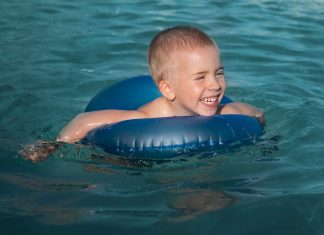 Плавание для детей: польза