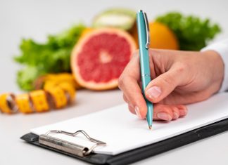 Путь к карьере нутрициолога: как стать сертифицированным специалистом?