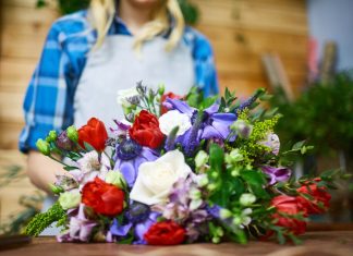 Эльза Флаверс: свежесть, красота и удобство доставки цветов в Перми